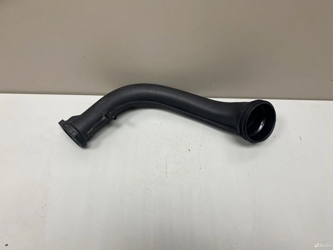 Патрубок воздушного фильтра vw b6 skoda fabia 2 5j