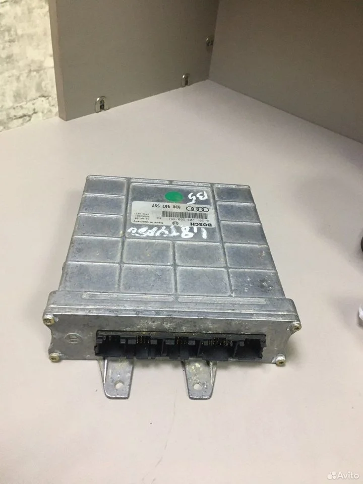 Блок управления двс audi a4 8d b5