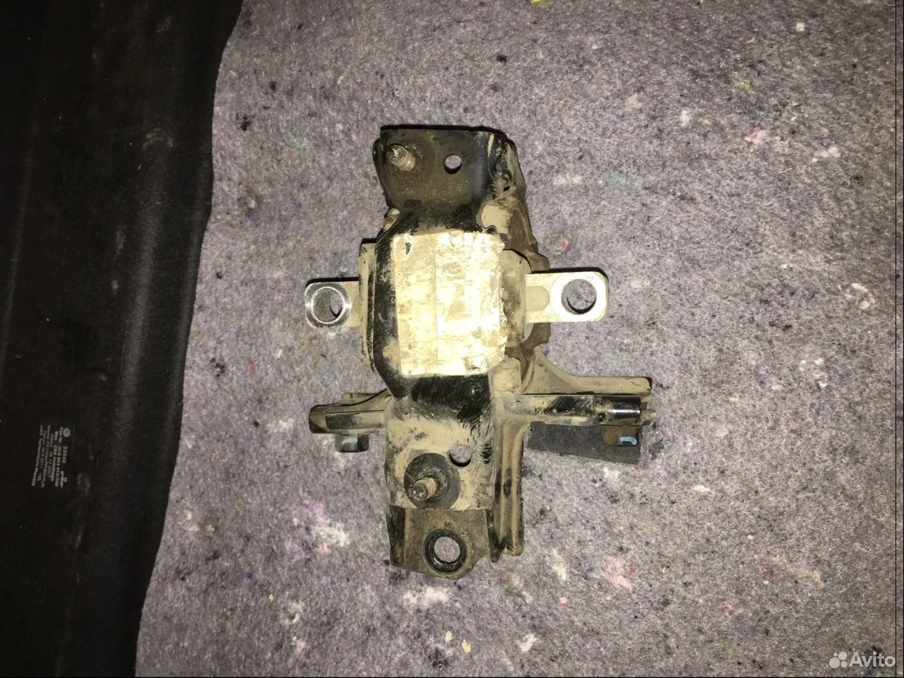 Опора мкпп 6q0199555as vw polo 5 седан