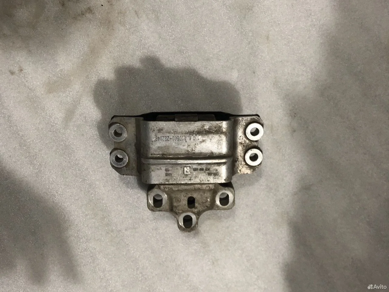 Опора акпп volkswagen passat cc 3c0199555r