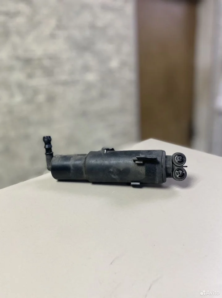 Форсунка омывателя правой фары audi a4 b8 8k