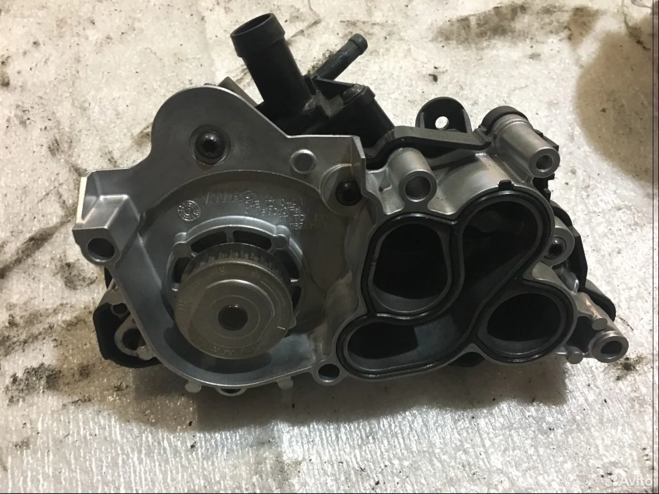 Водяной насос vw polo седан 04e121042l