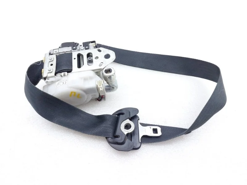 Ремень безопасности пиропатроном Toyota Land Cruiser 2014 J200