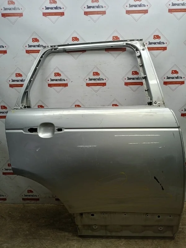 Дверь задняя правая Land Rover Range Rover 4 2012-2022 LR100510 L405