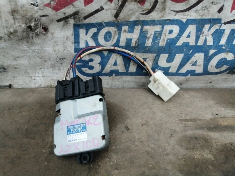 Реостат печки Toyota Mark Ii 8716522050 JZX100 1JZ-GE