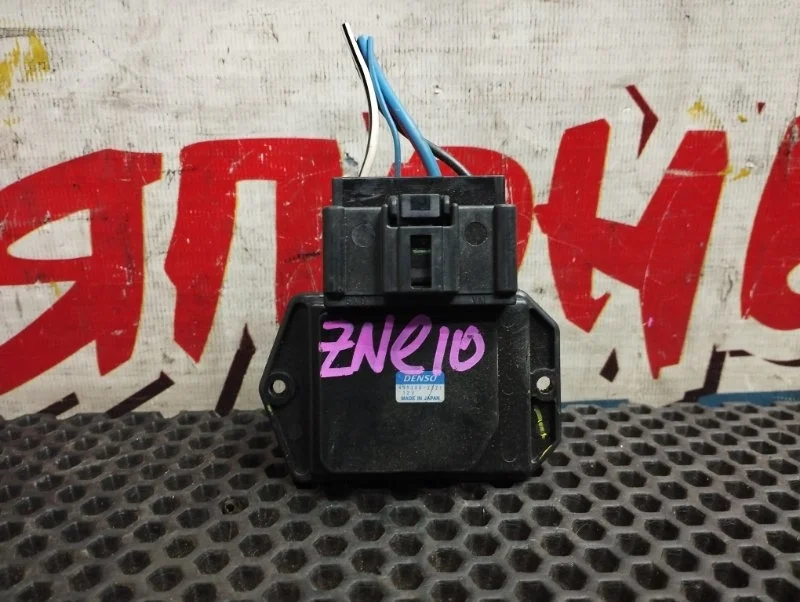 Реостат печки Toyota Wish 8716513010 ZNE10 1ZZ-FE