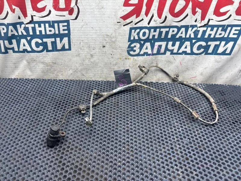 Датчик abs Toyota Land Cruiser 8954560030 UZJ100 2UZ-FE, задний правый