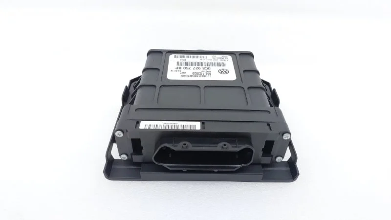 Блок управления акпп Volkswagen Touareg 2014 NF