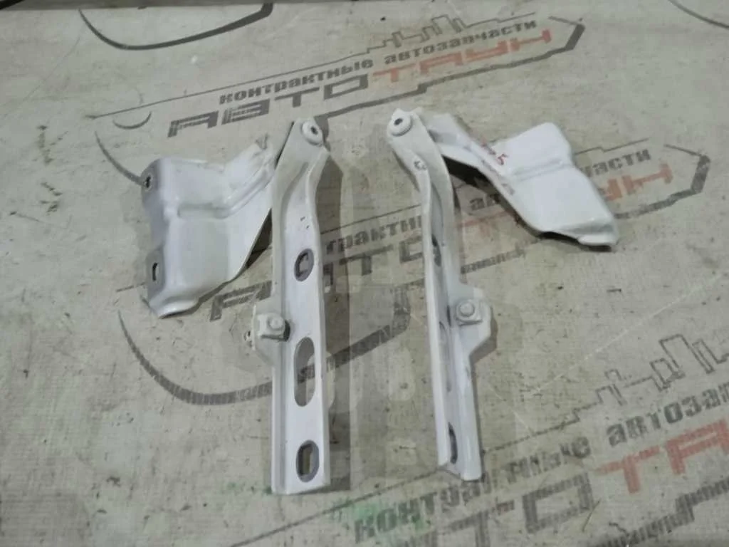 КРОНШТЕЙН КАПОТА AUDI Q5 8RB ЛЕВЫЙ ПРАВЫЙ КОМПЛЕКТ 2 ШТ. 8R0823301A