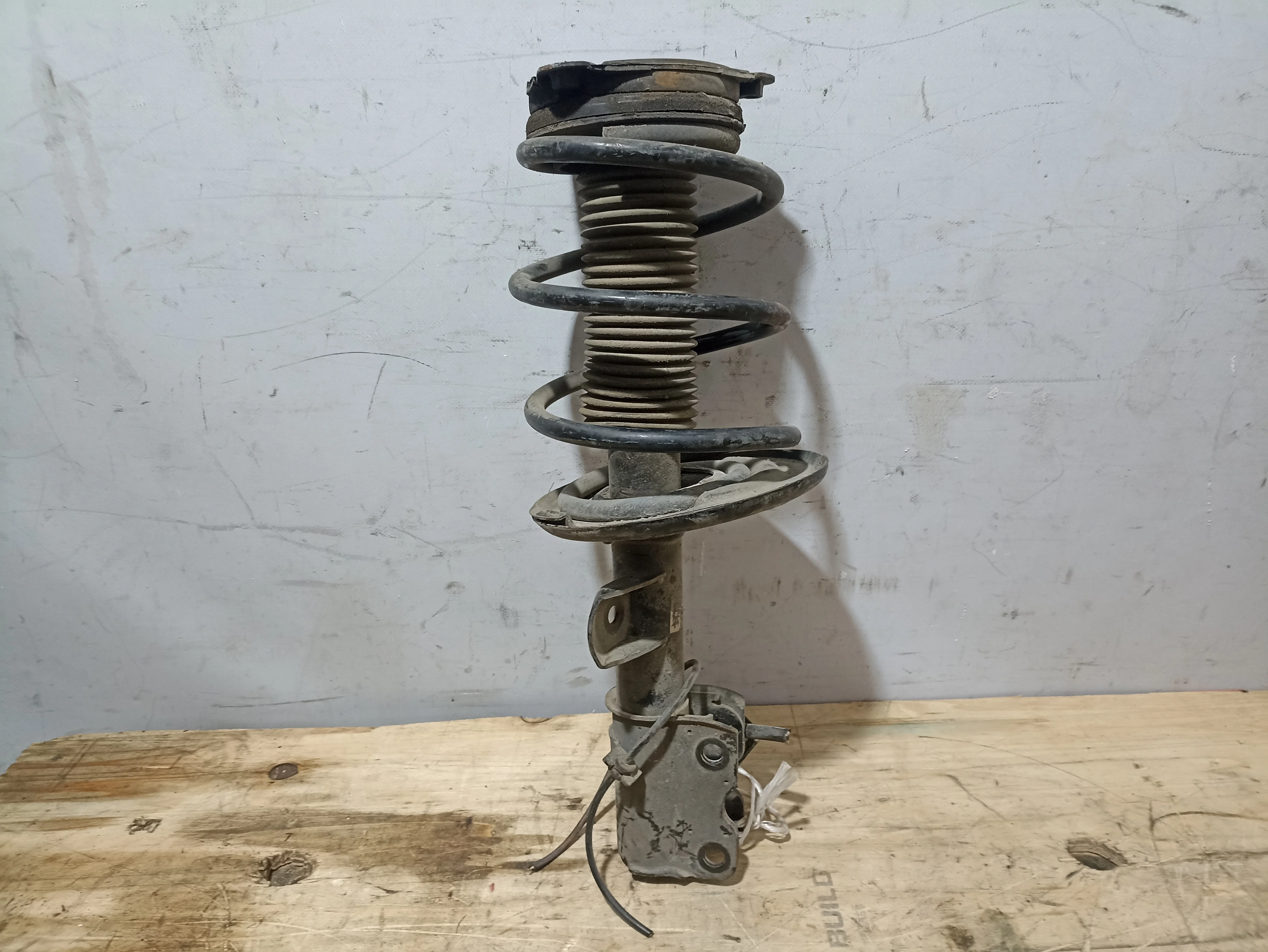 СТОЙКА ХОДОВКИ NISSAN TEANA J32 PJ32 ПЕРЕДНЯЯ ПРАВАЯ E4302JN00D 2WD VA8994