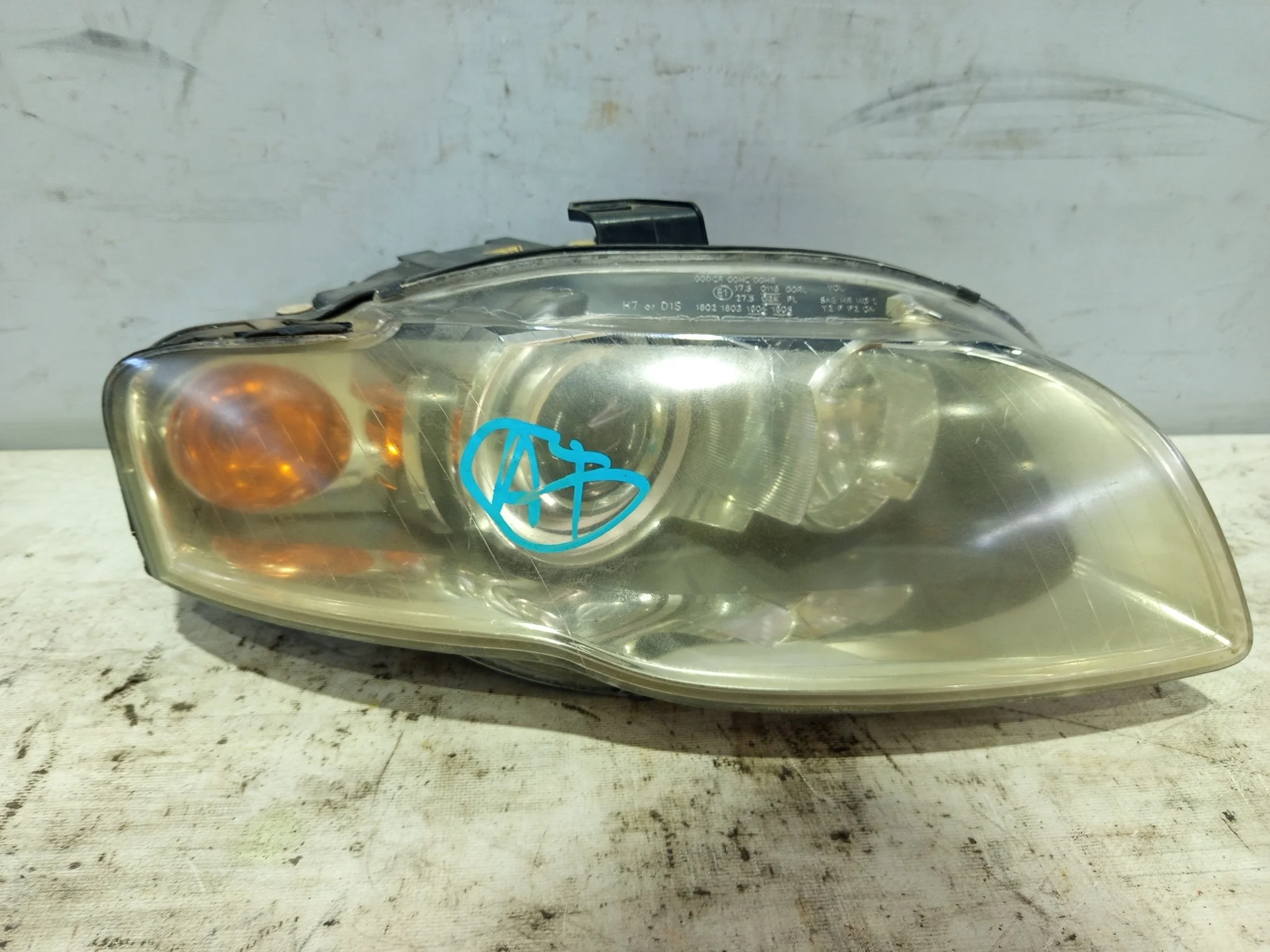 ФАРА AUDI A4 8EC 8ED B7 XENON ЛИНЗА ПРАВАЯ 8E0941004AT QA5948