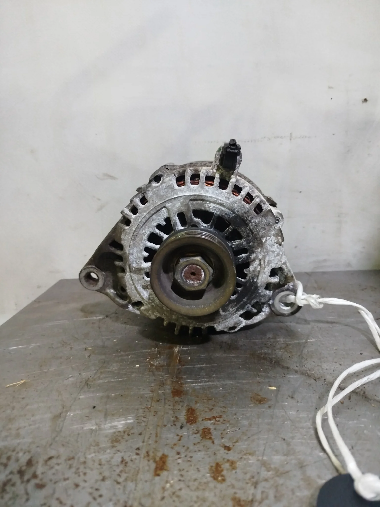 ГЕНЕРАТОР NISSAN CR10-DE CR12-DE CR14-DE CUBE CUBE CUBIC MARCH AK12 BGZ11 BK12 BNK12 BNZ11 BZ11 K12 23100AX001 КВАДРАТНАЯ ФИШКА 2 КОНТАКТА 90A U1337Z