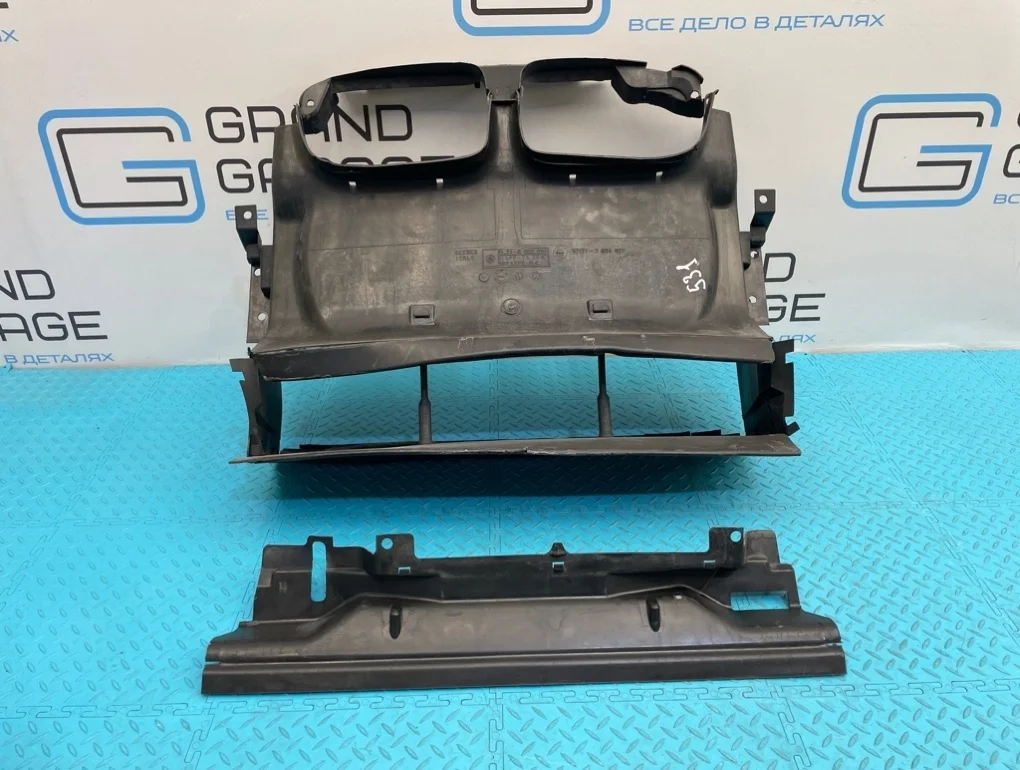Дефлектор радиатора Bmw 3-Series 2004 51718202831 E46 M54B22 2.2