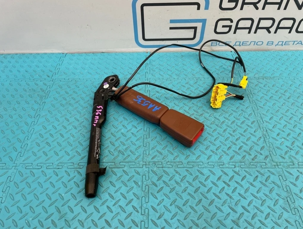 Ответная часть ремня безопасности Mercedes-Benz Cl-Class 2009 A2218601869 W216 273.961 5.5, передняя правая