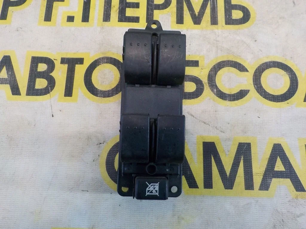Блок управления стеклоподъемниками Mazda Mazda 3 (BK) 2002-2008