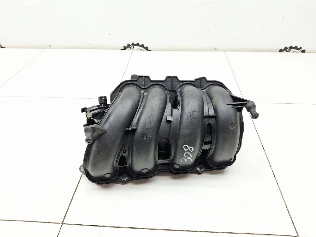 Коллектор впускной Peugeot 308 2010 T7