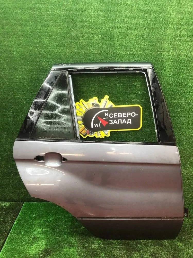 Дверь Bmw X5 2005 41528256828 E53 M54B30, задняя правая