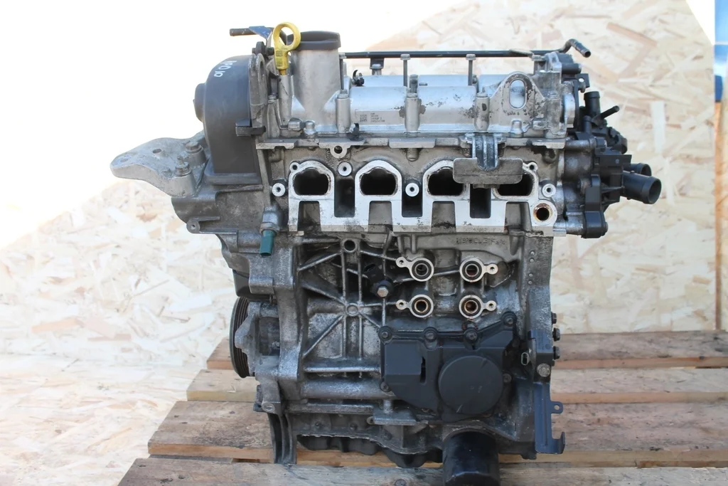 Б.у. двигатель SKODA RAPID SKODA RAPID