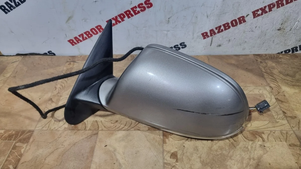 Зеркало левое электрическое Skoda Octavia (A5) II рестайлинг (2008–2013)  2010