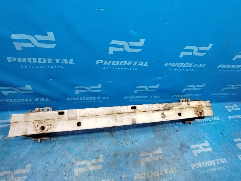 Жесткость бампера передний Toyota Auris E15 1ZRFE