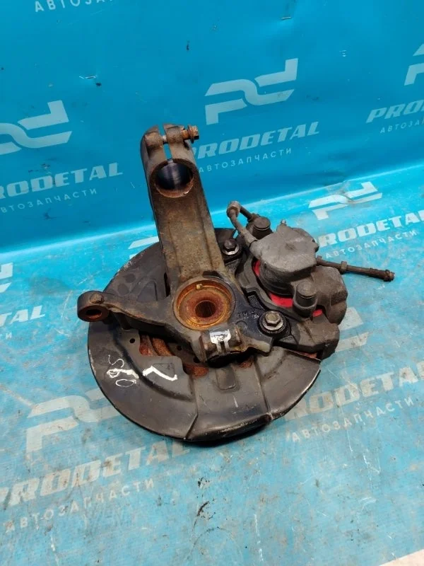 Кулак поворотный передний левый Volvo S60 2010&gt;