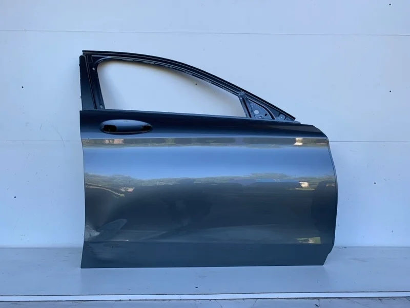 Дверь Mercedes-Benz C-Klasse 2014-2021 A2057200205 W205, передняя правая