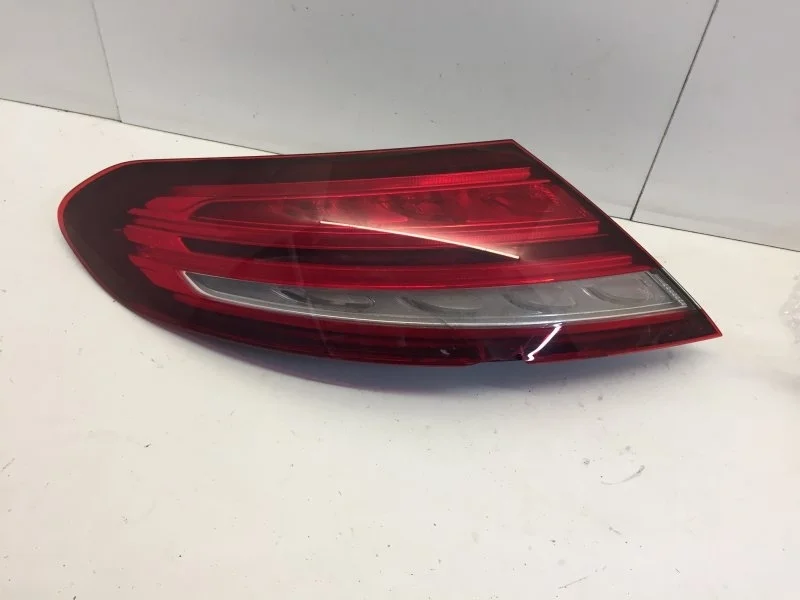 Фонарь Mercedes-Benz C-Klasse 2014> A2059062905 W205, задний левый