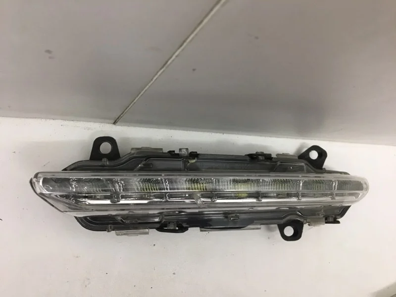 Дневной ходовой огонь Mercedes-Benz S-Klasse 2005-2013 A2218201856 W221, передний правый