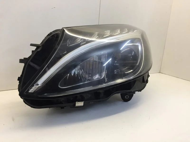 Фара Mercedes-Benz C-Klasse 2014-2020 A2059062504 W205, передняя левая