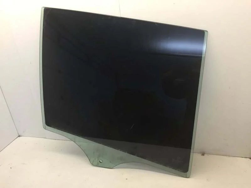 Стекло двери Bmw X5 2013-2018 51357470626 F15, заднее правое