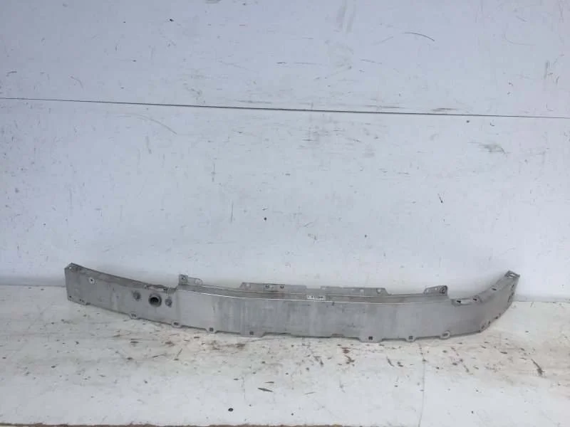 Усилитель бампера Mercedes-Benz C-Klasse 2018-2021 A2056202034 W205, передний