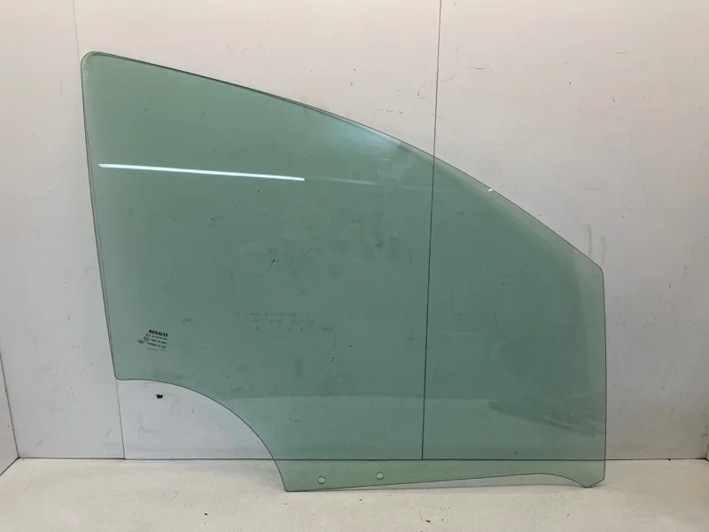 Стекло двери Renault Kaptur 2016-2022 803001742R 1, переднее правое