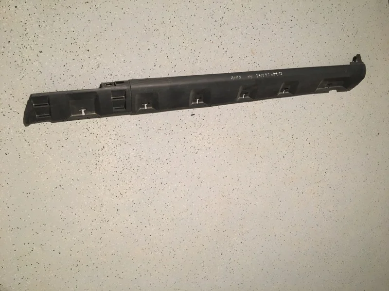 Накладка порога Renault Sandero 2014-2020 768514823R 2, правая