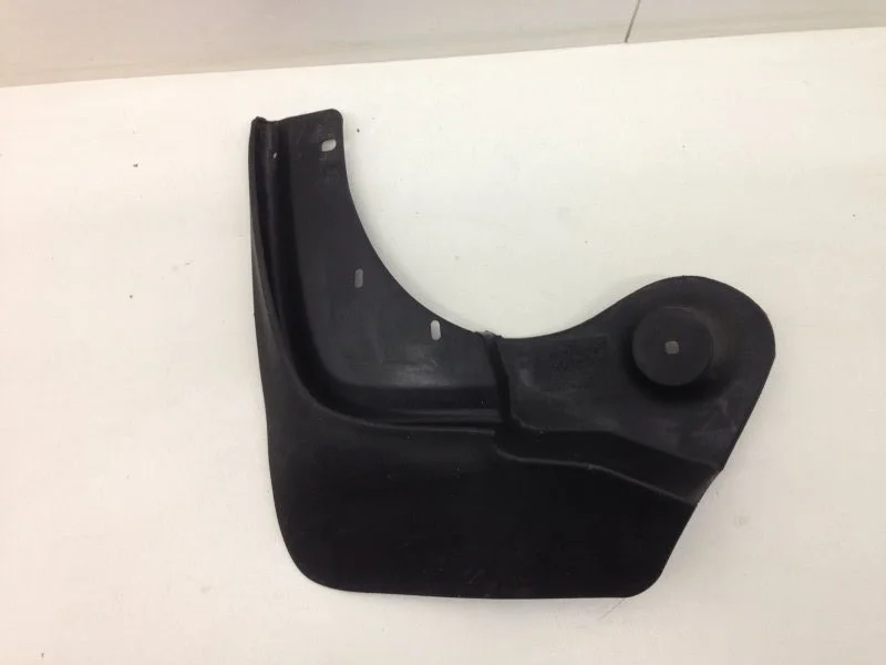 Подкрылок Renault Duster 2010-2015 638537420RA 1, передний левый