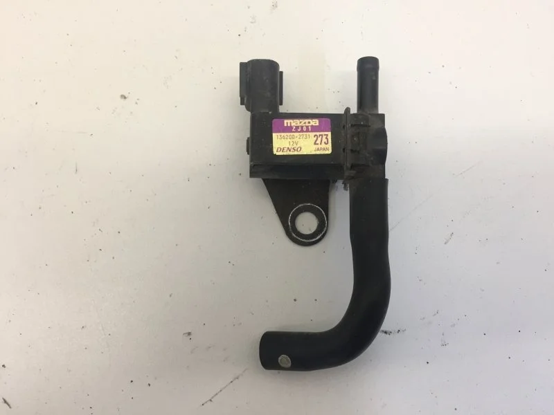 Электромагнитный клапан Mazda 3 2003-2009 1362002731 BK 1, передний