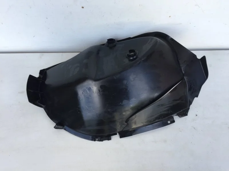 Локер (подкрылок) Renault Duster 2010-2015 767488862R 1, задний правый