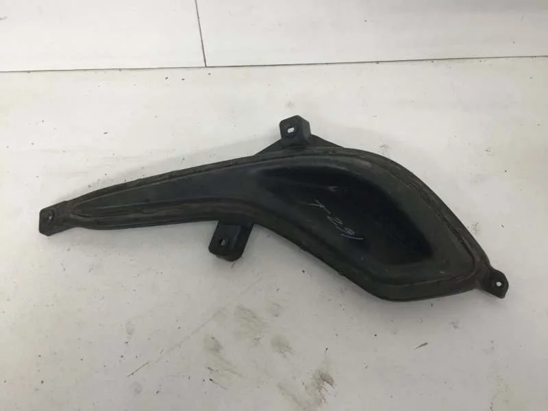 Накладка противотуманной фары Hyundai Solaris 2010-2017 865641R000 1, передняя правая