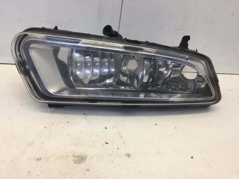 Фара противотуманная Volkswagen Polo 2014-2020 6R0941062D 5, передняя правая