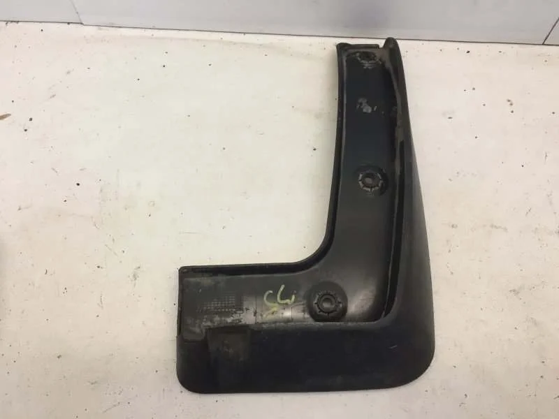 Брызговик Kia Sportage 2016-2020 86832F1001 4, передний правый