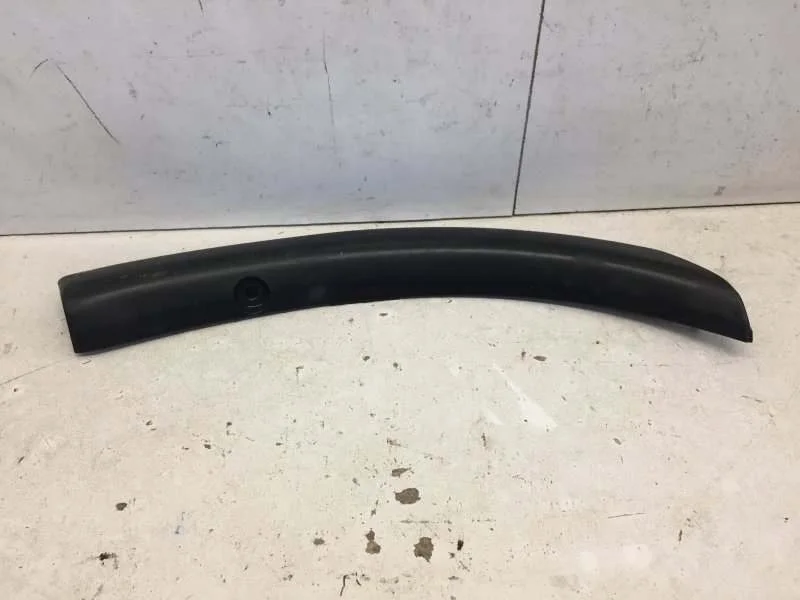 Накладка бампера Mitsubishi Outlander 2015-2018 7407A318 3, задняя правая