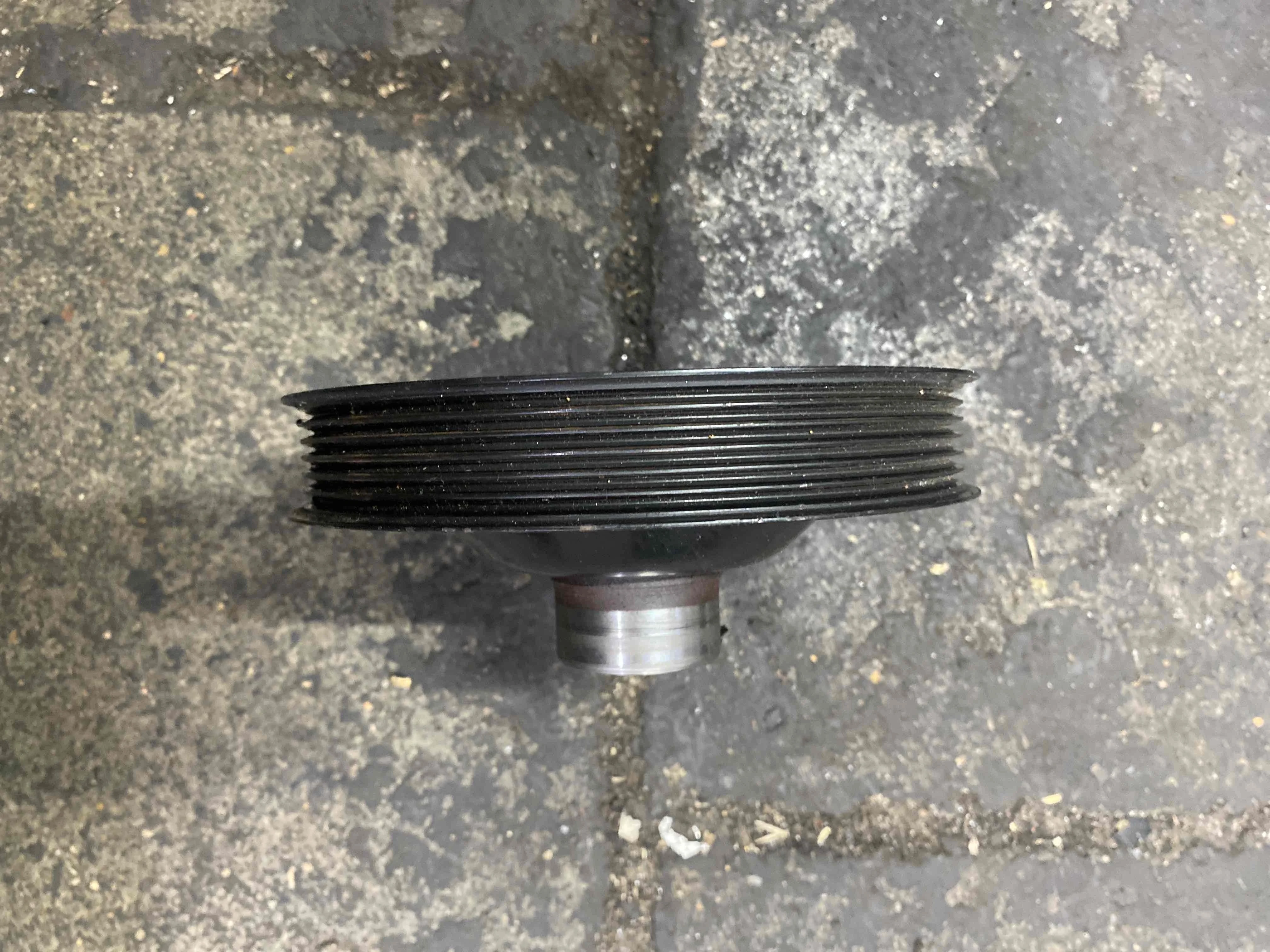 Шкив коленвала Mercedes-Benz W205/S205/C205/A205 рестайлинг (2018—2021) A2740301203; A2740300803 274920