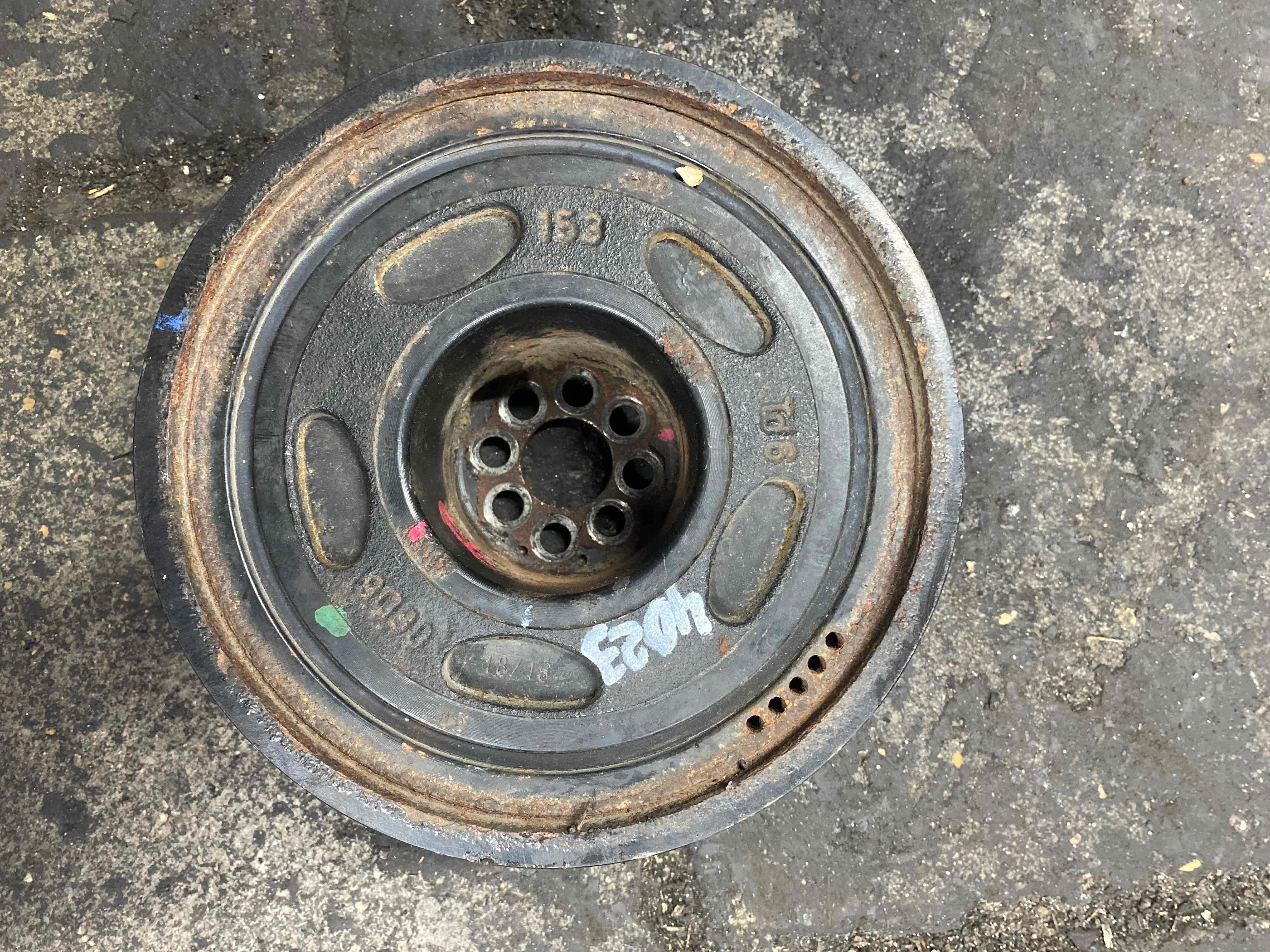 Шкив коленвала Audi D4 рестайлинг (2013—2017) 06E105251F CRE