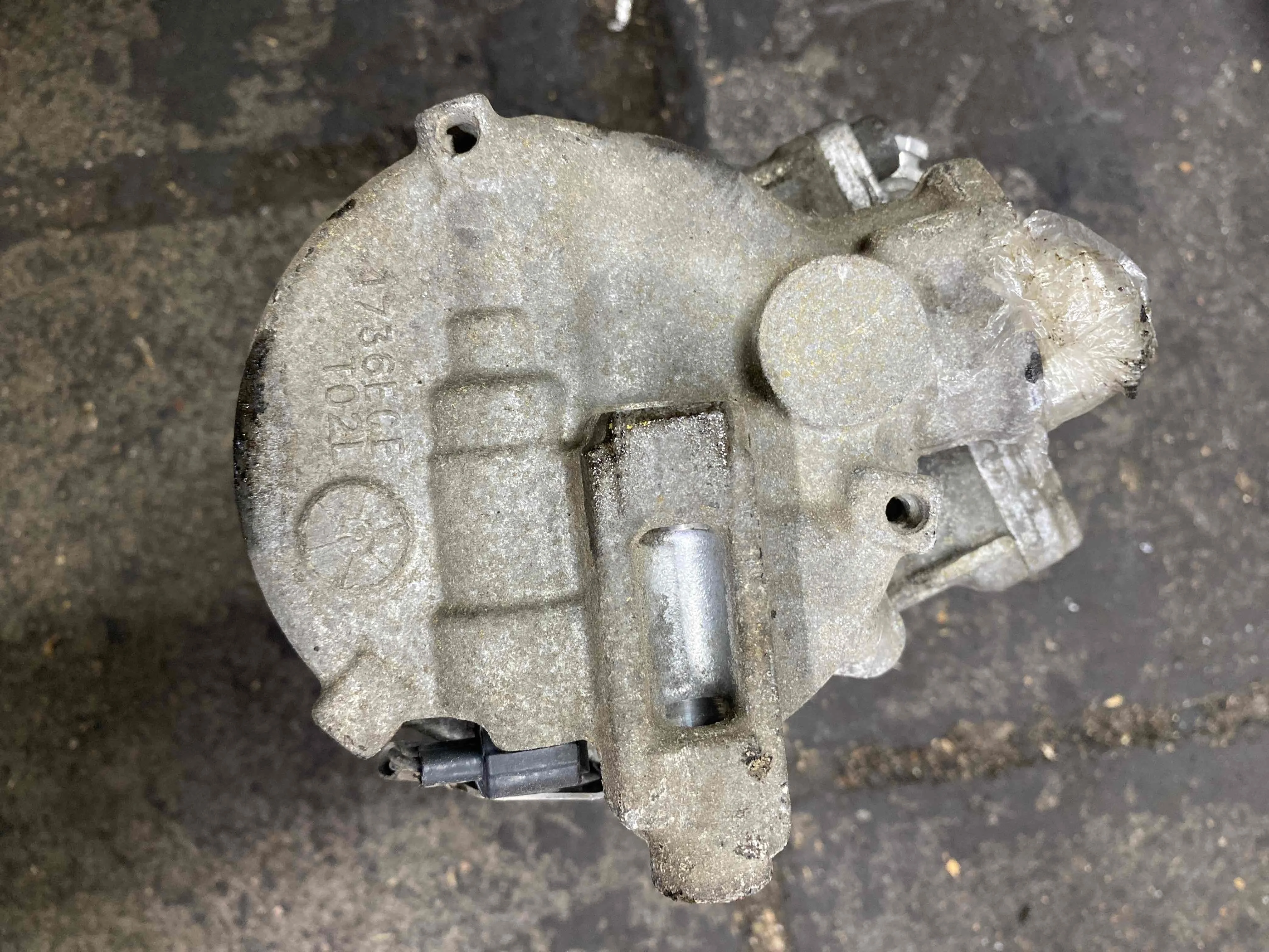 Компрессор кондиционера Mercedes-Benz X253 (2015—2019) A0008304400;  A0008303002;  A0032306911 274920