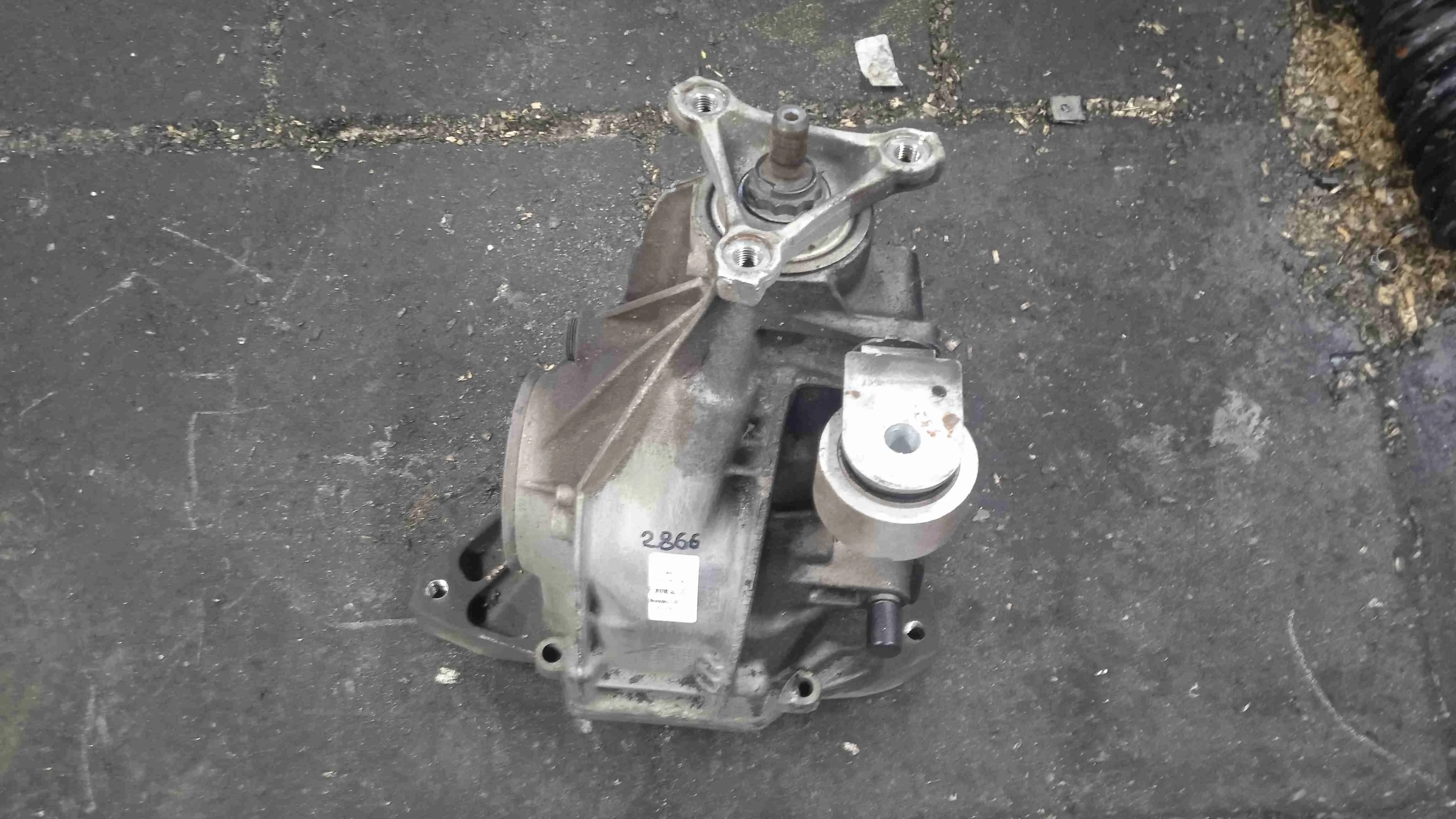 Редуктор заднего моста Mercedes-Benz W205/S205/C205/A205 рестайлинг (2018—2021) A2053505200
 651921