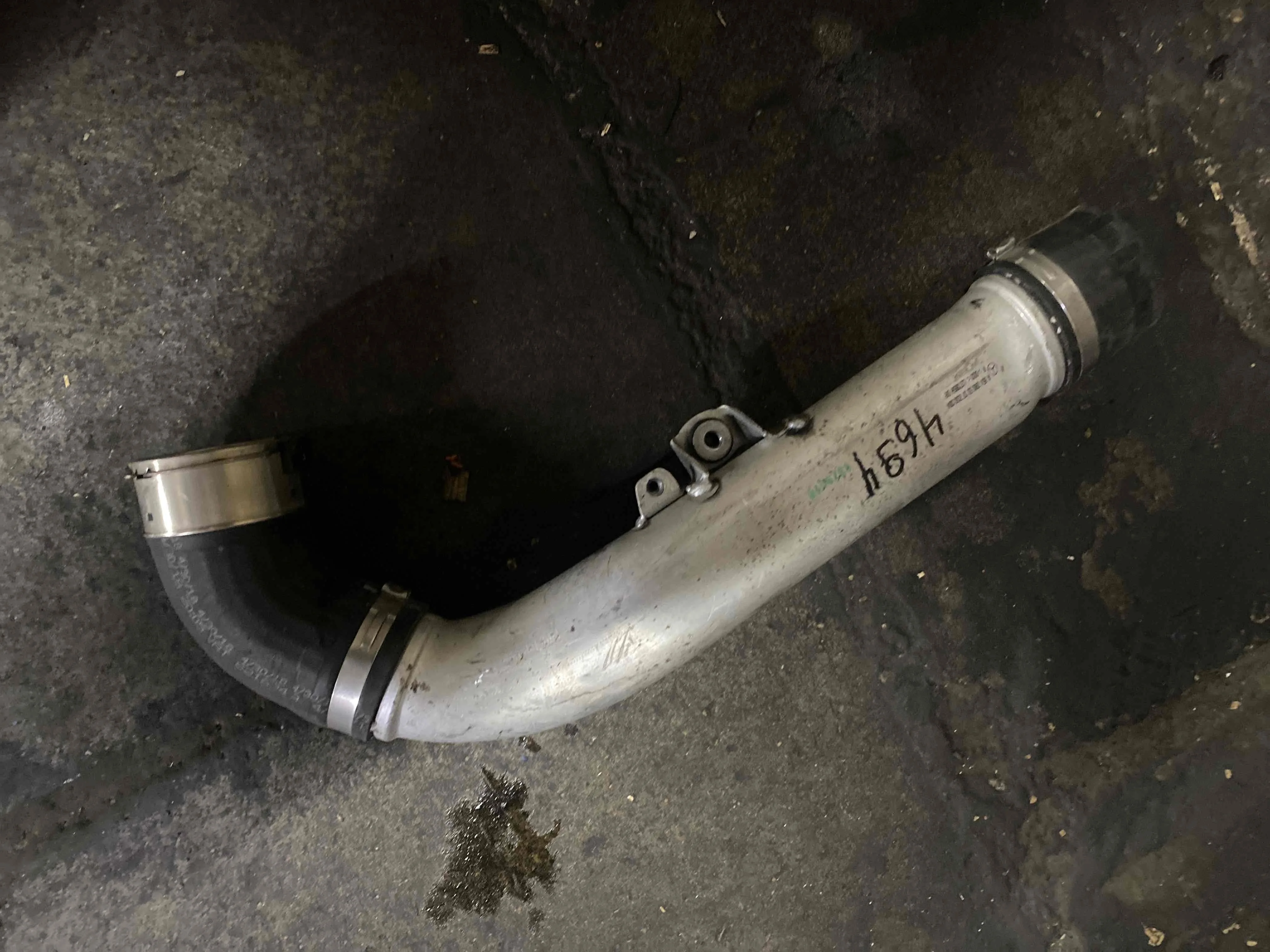 Патрубок интеркулера Mercedes-Benz X253 (2015—2019) A6510905337 651921