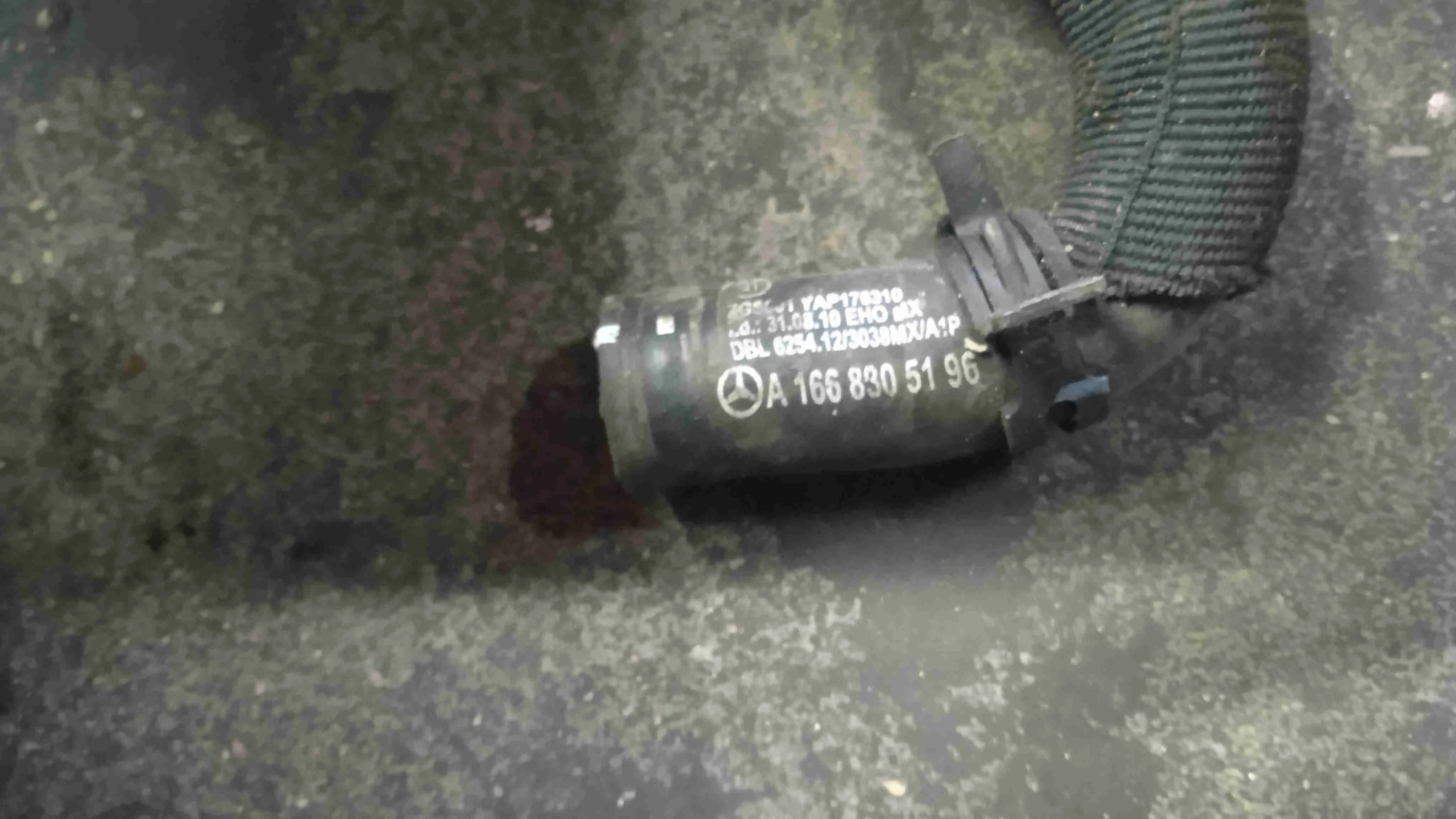 Трубка охлаждающей жидкости металлическая Mercedes-Benz X166 (2012—2016) A1668305196
; A1668307101 642826