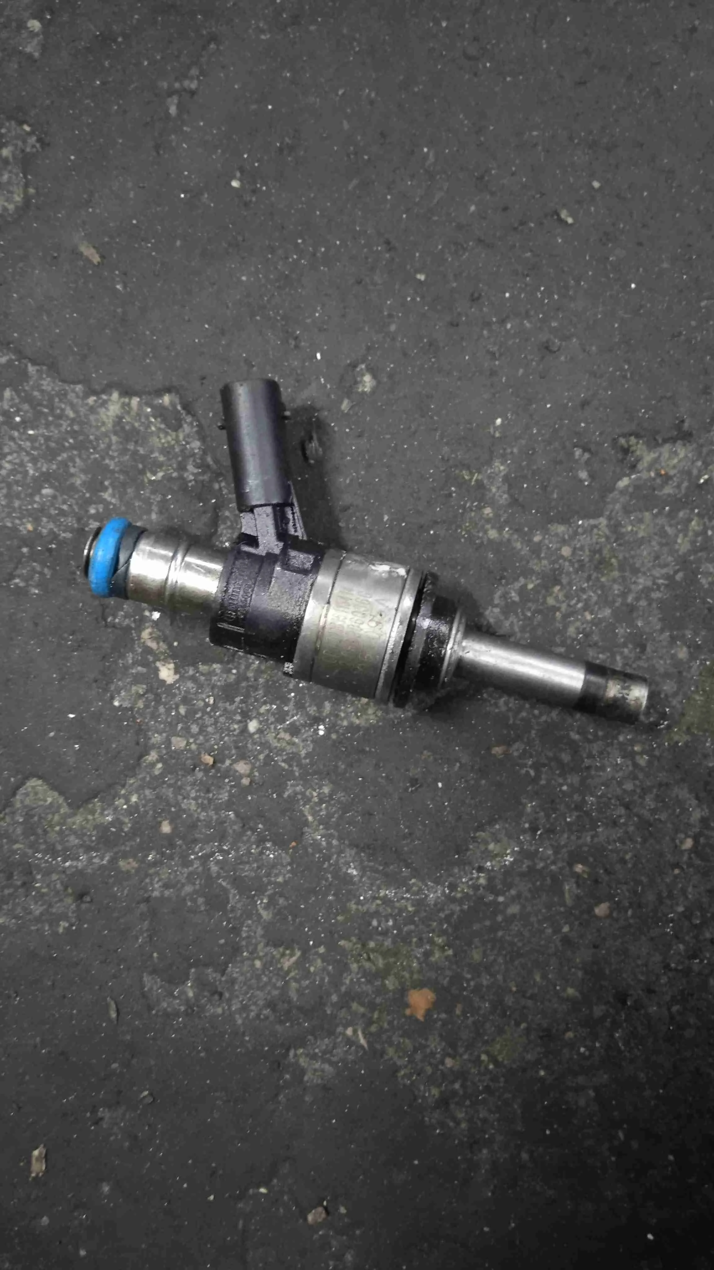 Форсунка Audi D4 рестайлинг (2013—2017) 079906036G
 CDRA