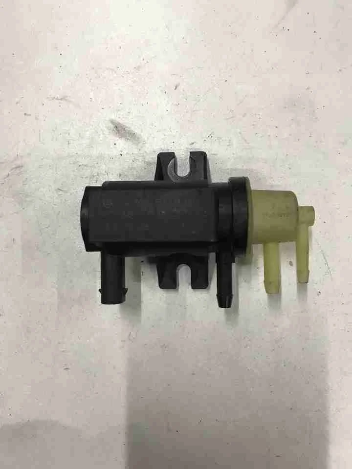 Клапан электромагнитный Mercedes-Benz W166 (2011—2015) A0091533128
 651