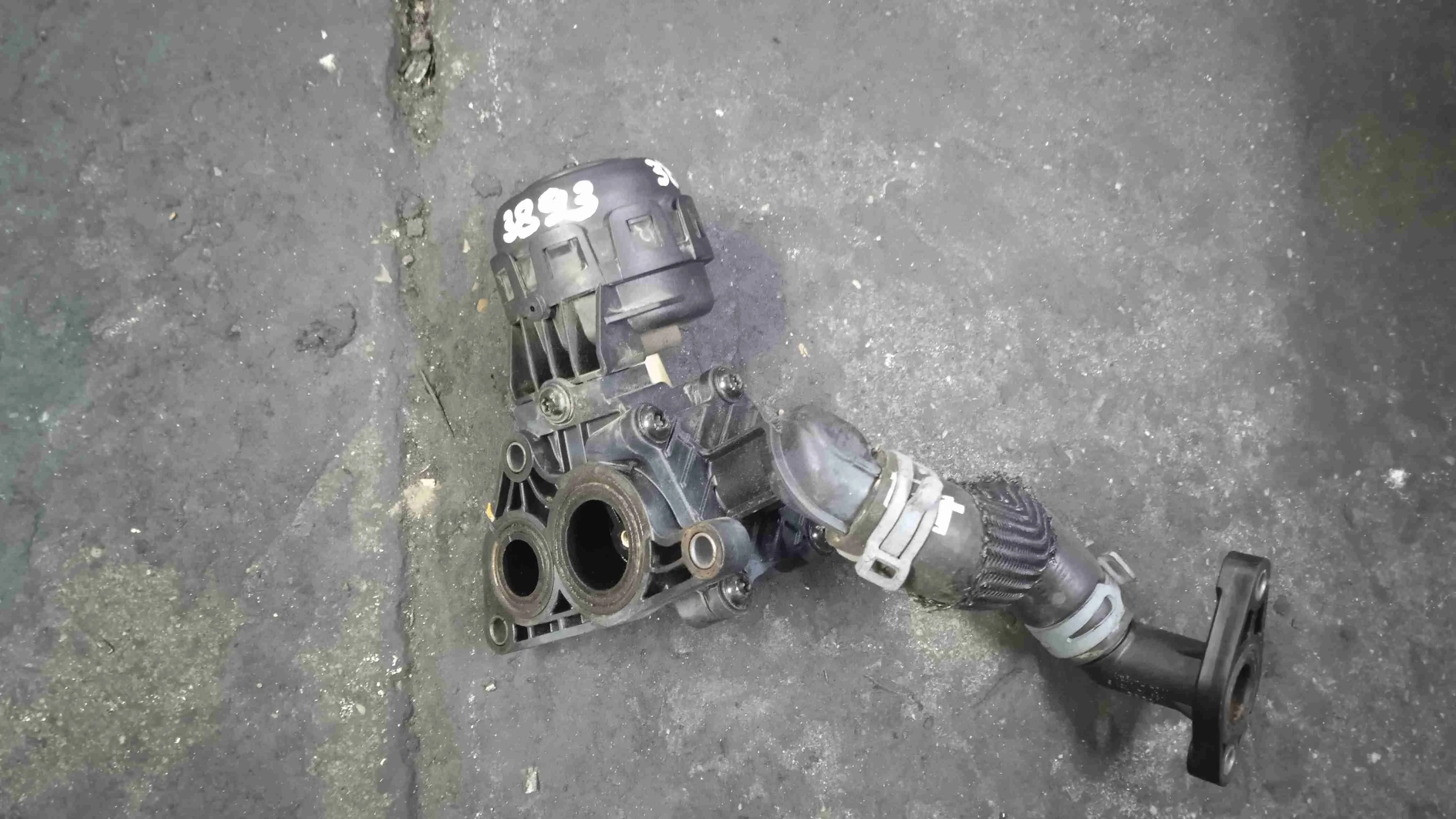 Клапан электромагнитный Audi 4M (2015—2020) 059121737AP
 CVM