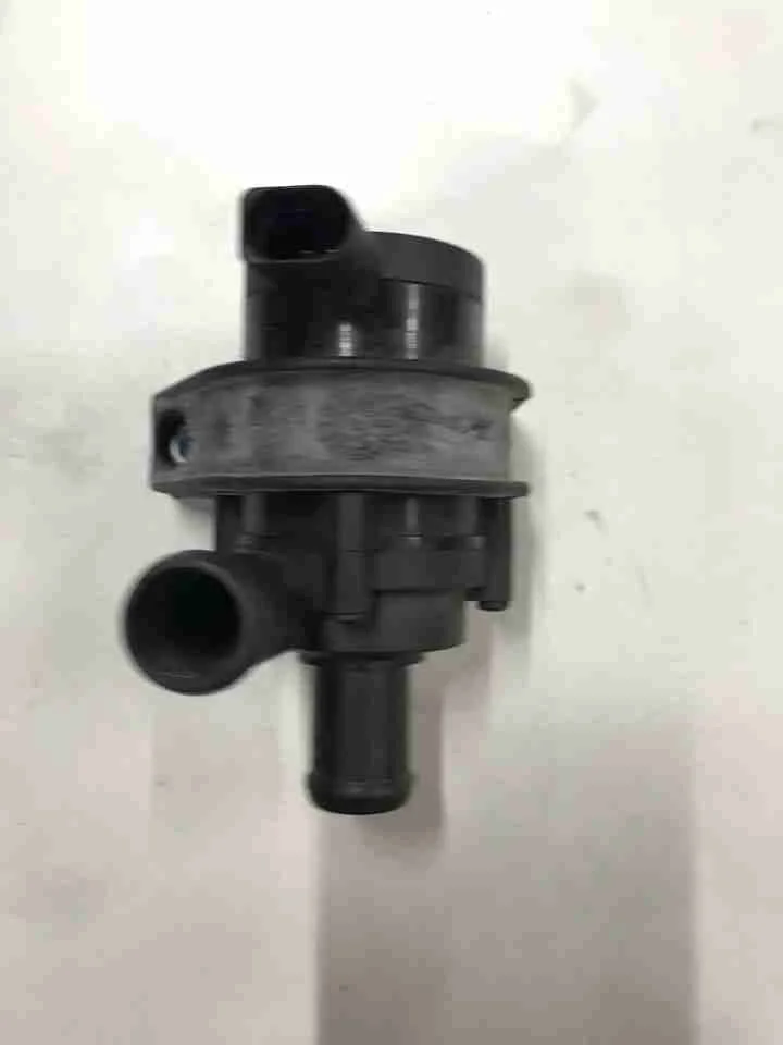 Клапан электромагнитный Volkswagen Mk6 (2008—2012) 1K0965561L
 CBZB